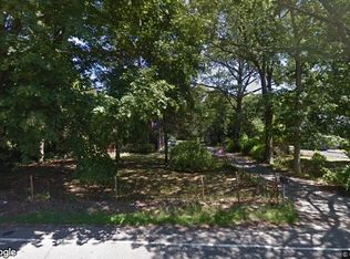 131 Hallock Rd, Lake Grove, NY 11755