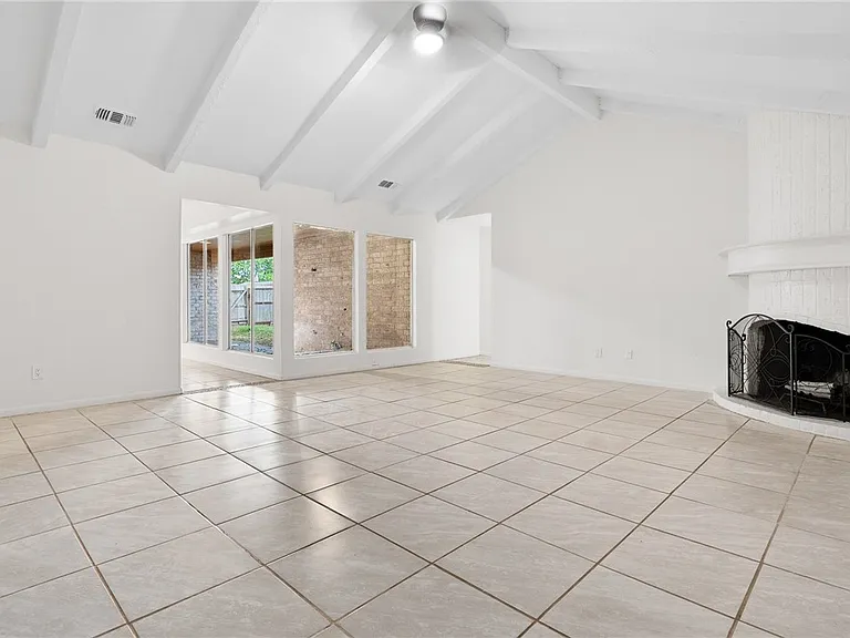 5009 Wingfoot Ln #B — Photo 5