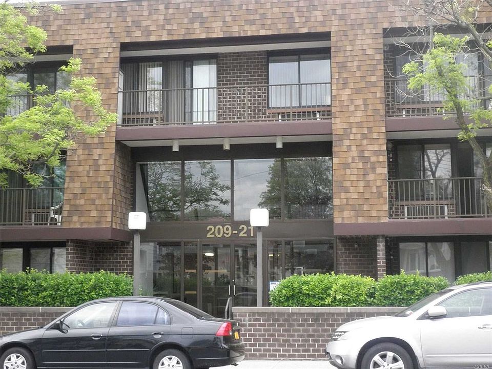 2nd image of 20921 26th Ave APT 2E