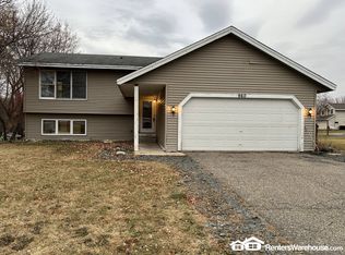 960 Curry Trl, Eagan, MN 55123