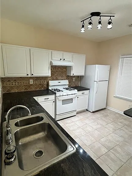4645 Valais Ct #114 — Photo 20