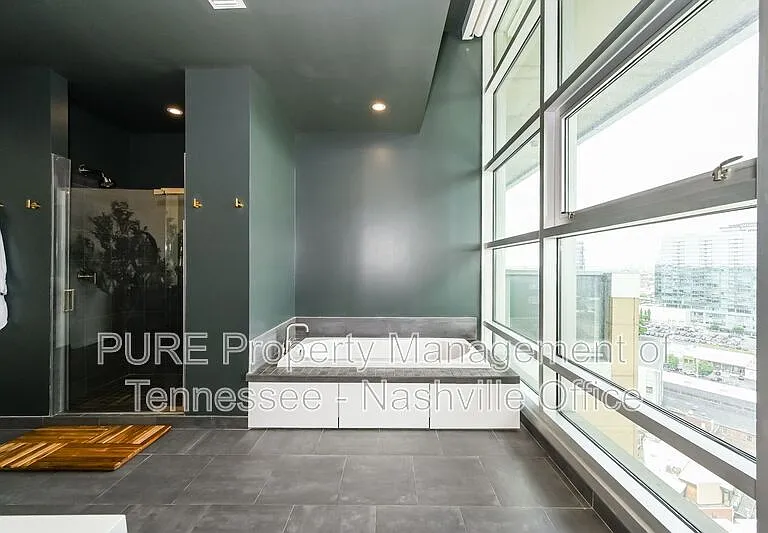 700 12th Ave S #1404 — Photo 26