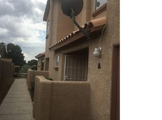 555 Roxella Ln, Las Vegas, NV 89110