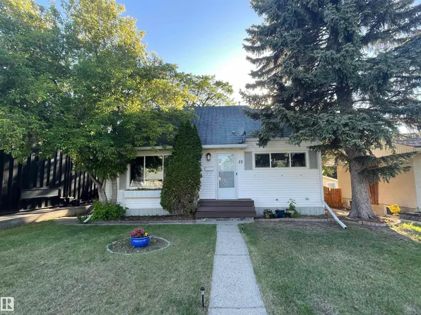 10922 117th St NW, Edmonton, AB T5H 3N6