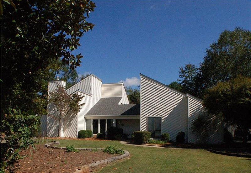 1st image of 3210 Hembry Ct