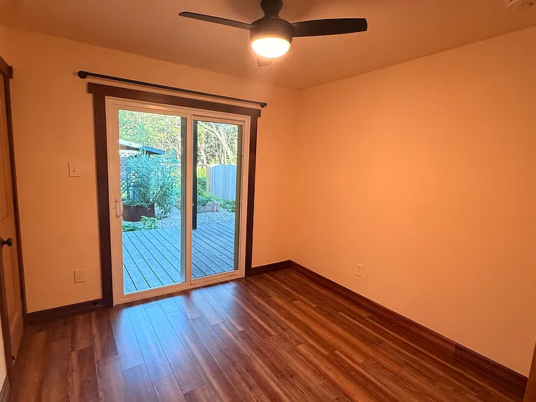 10513 Archdale Dr — Photo 13