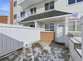 Pyramid Estates, Edmonton, AB T5A 3K5