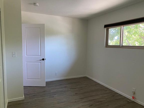 5th image of 3229 Kentucky Pl #B