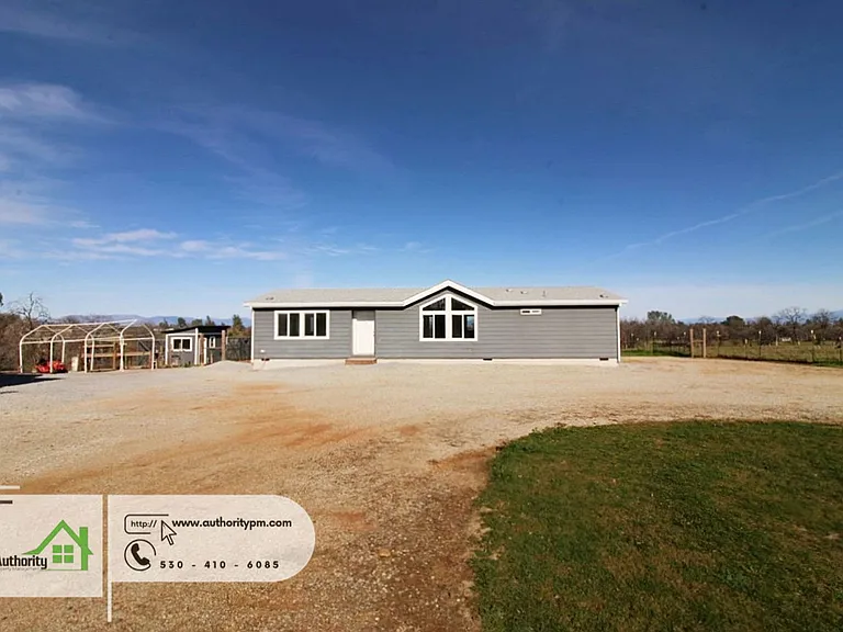 18848 Lorina Dr — Photo 1