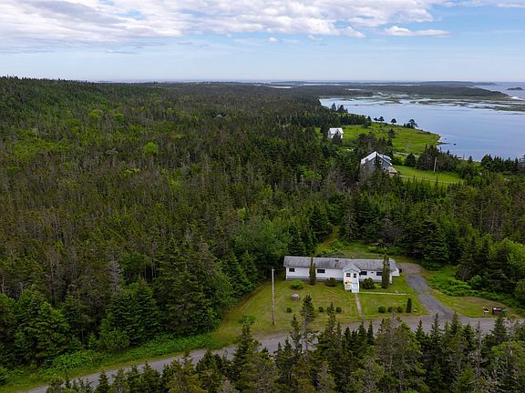2nd image of 3267 Clam Harbour Rd