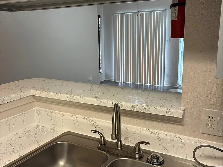 2121 Hepburn St #404 — Photo 8