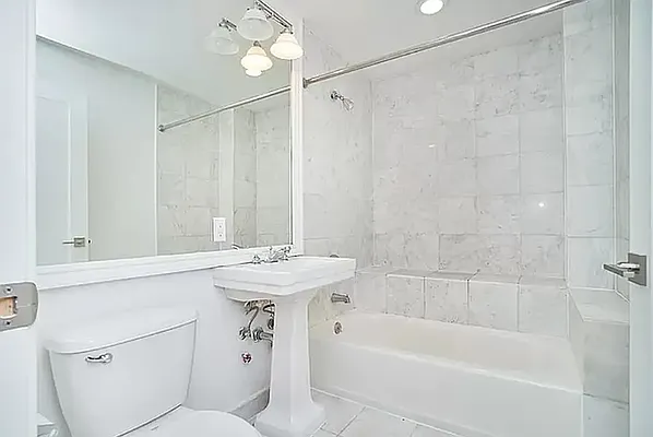 Rented by REAL New York | media 19