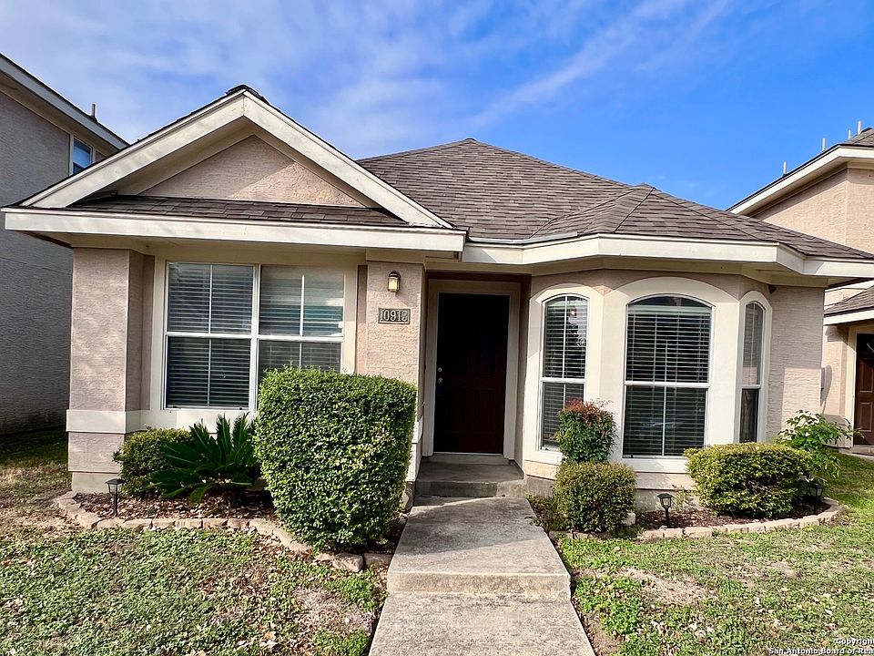 1st image of 10913 Toscana Isle