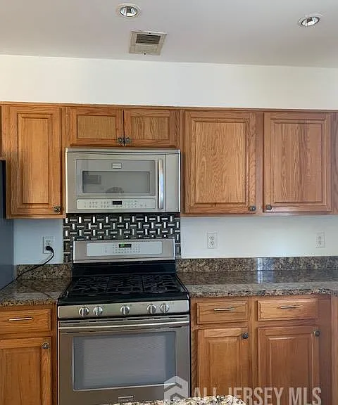 1184 Union St #3 — Photo 2