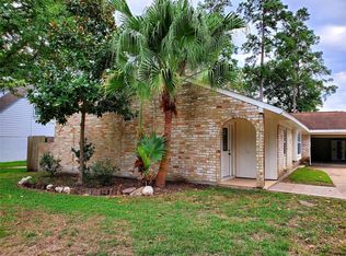 523 Rosewood Dr, Shenandoah, TX 77381