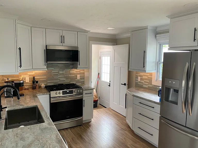 618 S Schaefer St — Photo 10