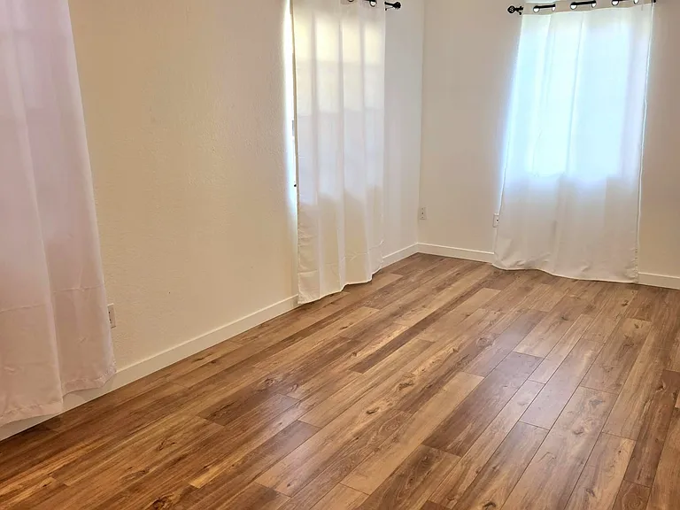 Bedroom 3 - new paint, new floors, new closet doors, new light fixture. 
ALL NEW AND CLEAN.