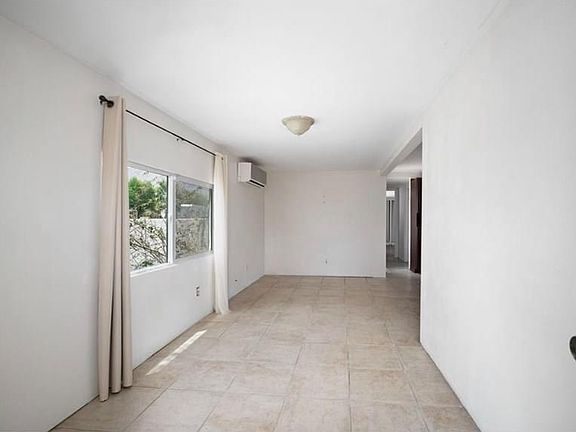 3rd image of 1500 E San Rafael Dr #73