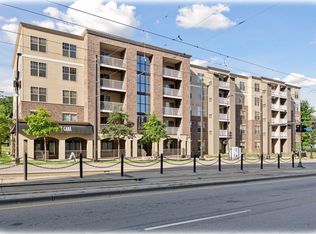 2900 University Ave SE APT 208, Minneapolis, MN 55414