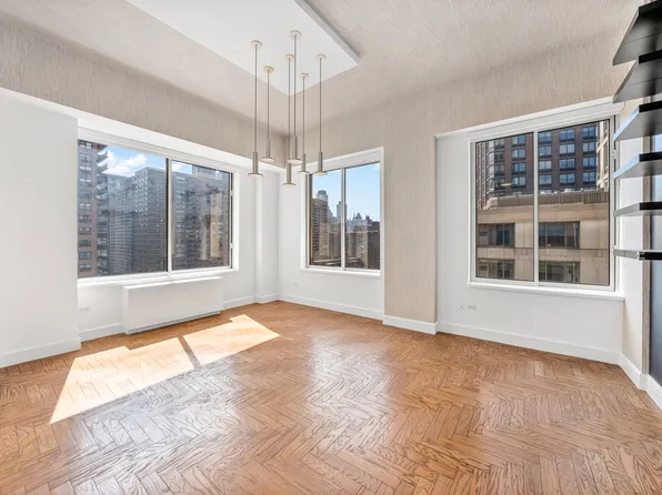 200 Riverside Boulevard image 1 of 8