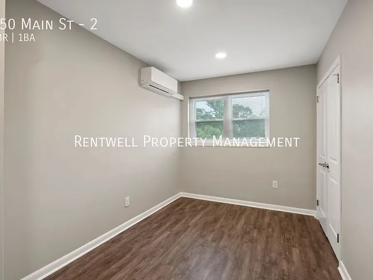 350 Main St #2 — Photo 15