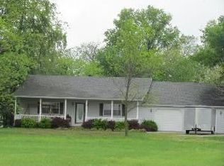 4901 Elkville Rd, Vergennes, IL 62994