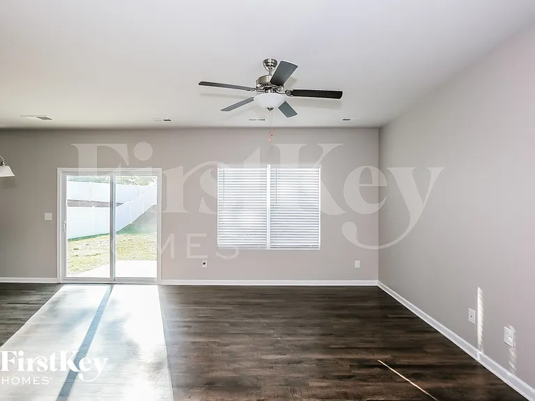7318 Brawley Wood Ct — Photo 5