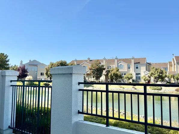 505 Shoal Cir, Redwood City, CA 94065