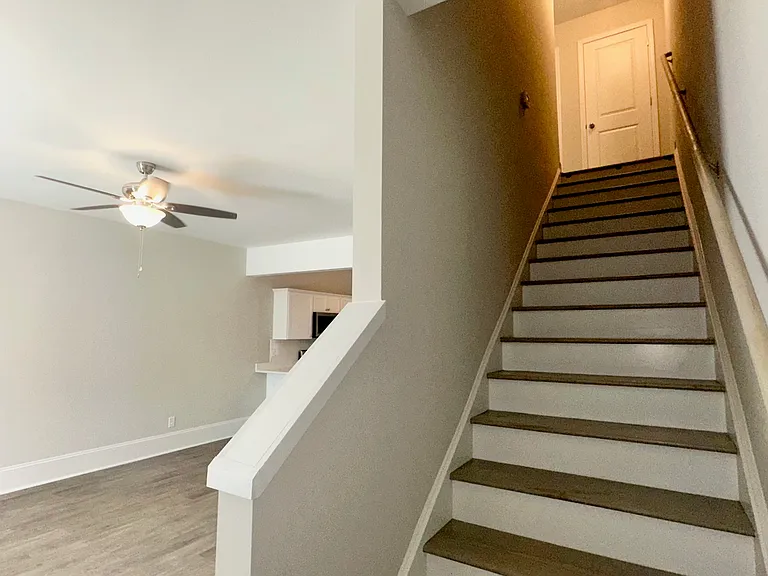 435 3rd Loop Rd — Photo 10