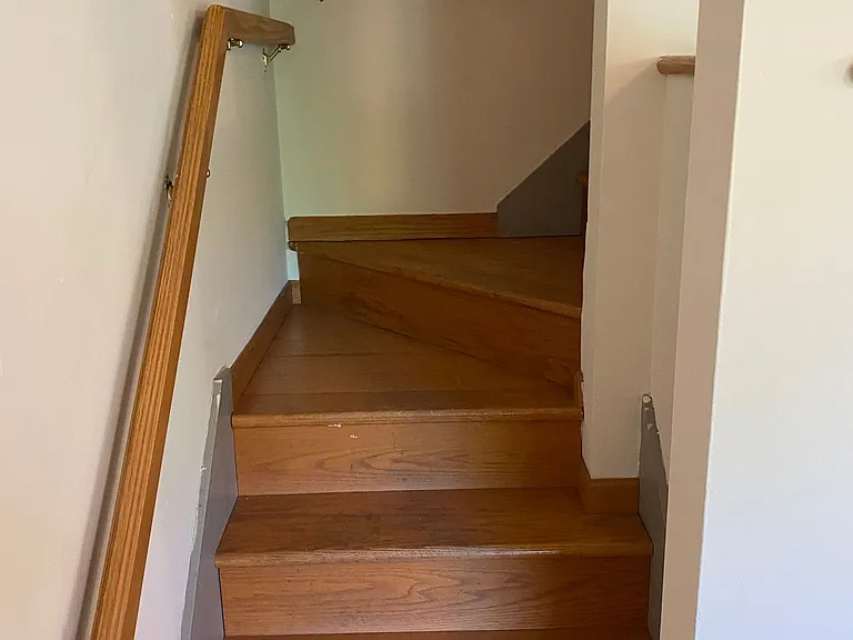 208 N Harvey — Photo 5