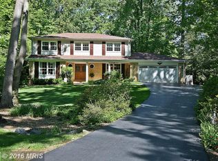 11918 Richland Ln, Herndon, VA 20171