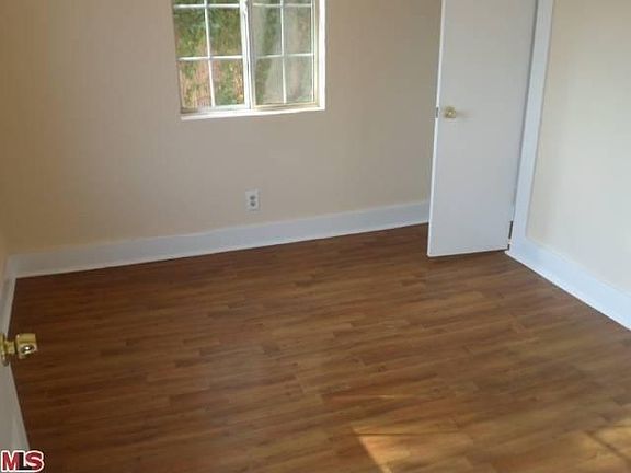2nd image of 3718 Folsom St