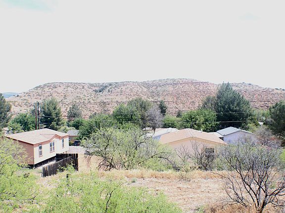 5th image of 2601 S Seybert Dr