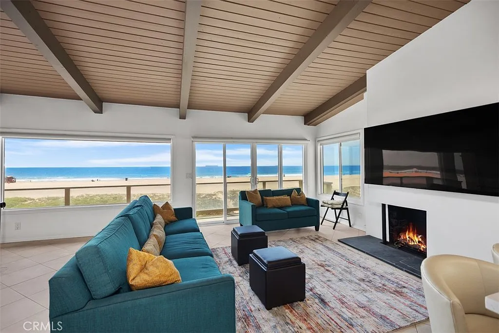 5 bed, 2200 sqft, $12,000 — Photo 3