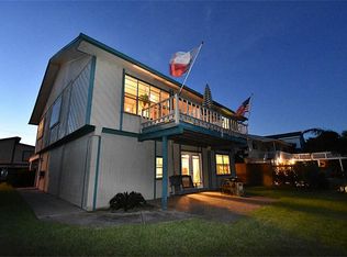 1239 Sailfish St, Bayou Vista, TX 77563