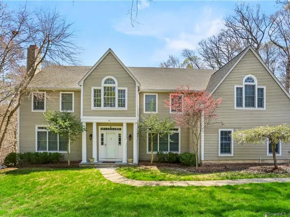 48 Crofts Lane, Stamford, CT 06903