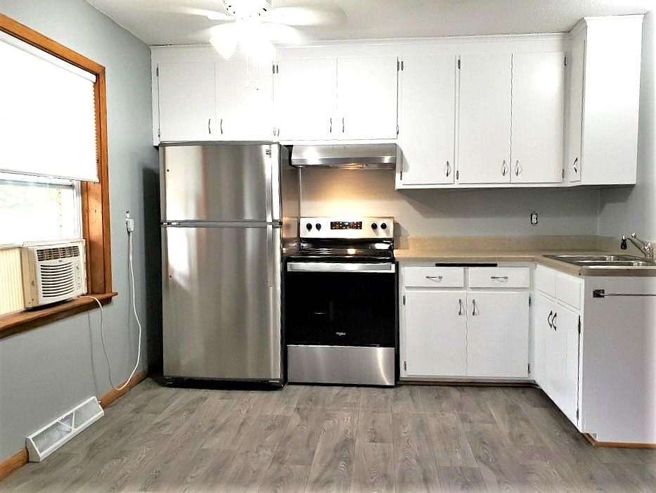Clean kitchen