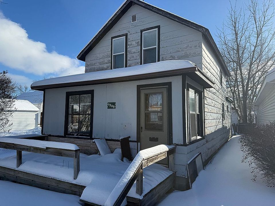 1st image of 1209 6th St