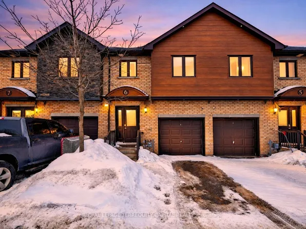 29 Madelaine Dr #6, Barrie, ON L9J 0G8