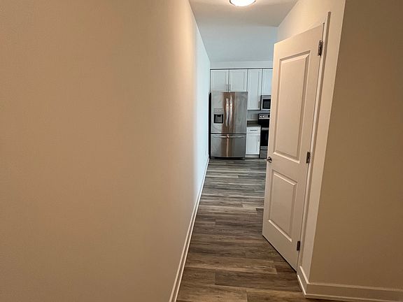 3rd image of 130 37th St #8