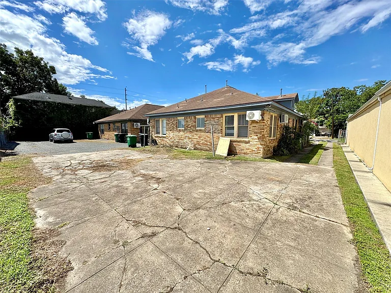 7 Hunt St — Photo 11