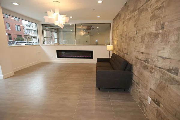 Sold by 1 Meridian Realty | media 9