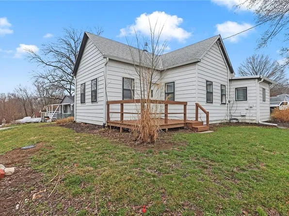 5421 Custer Ave, Kansas City, KS 66106