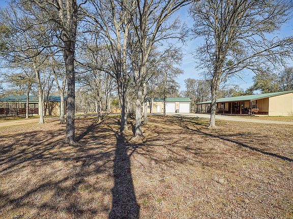 2nd image of 1675 Watterson Rd