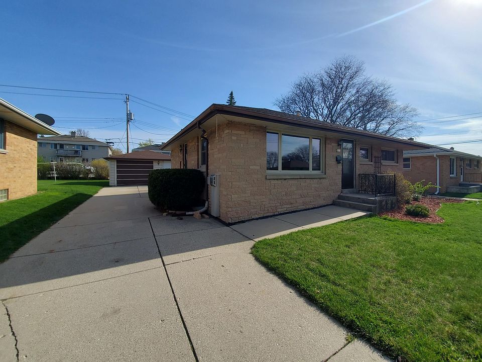 1st image of 9705 W Manitoba St