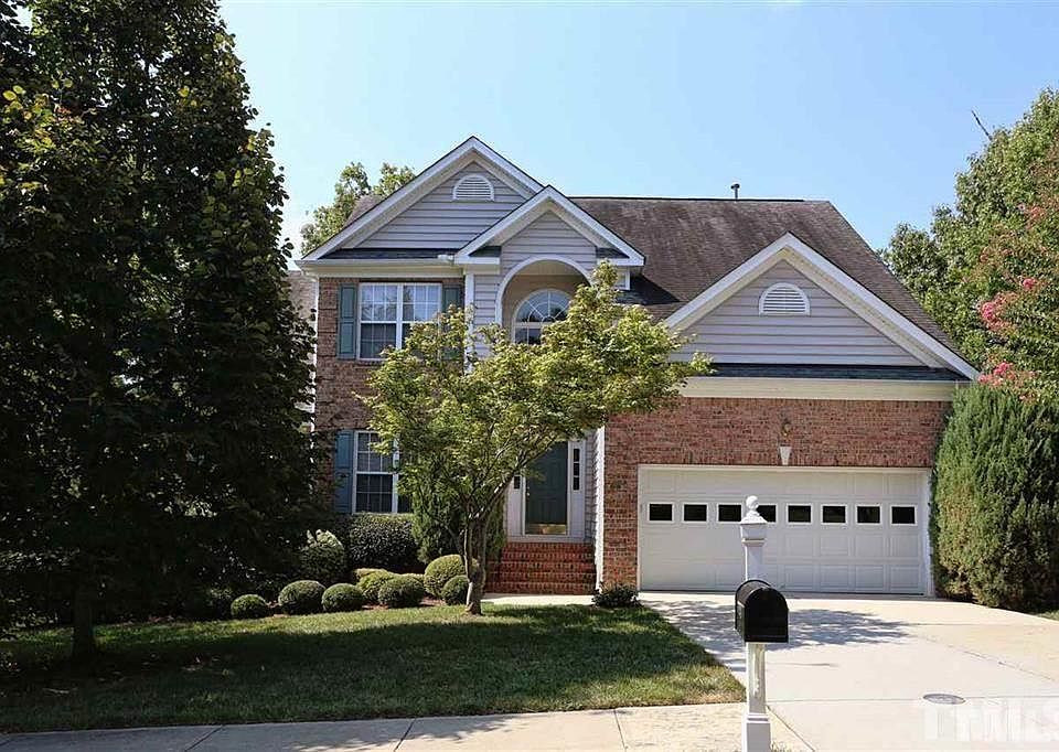 1st image of 402 Somersview Dr