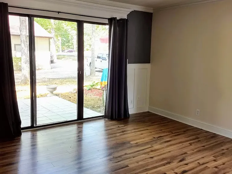 51 Wilshire Heights Dr #1 — Photo 3