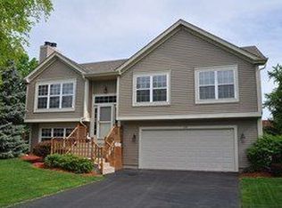 1154 Waterford Cut, Crystal Lake, IL 60014