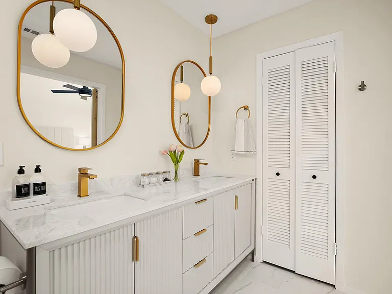 10201 Parkfield Dr — Photo 26