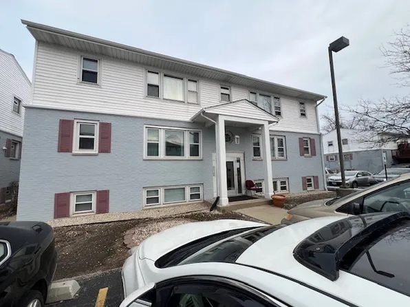 9442 Kelvin Ln APT 3214, Schiller Park, IL 60176